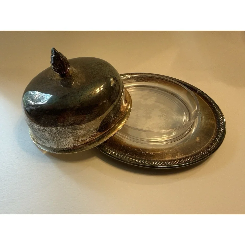 Vintage Oneida Silverplate Round Covered Butter Dish Plastic Liner Plate w/ Top
